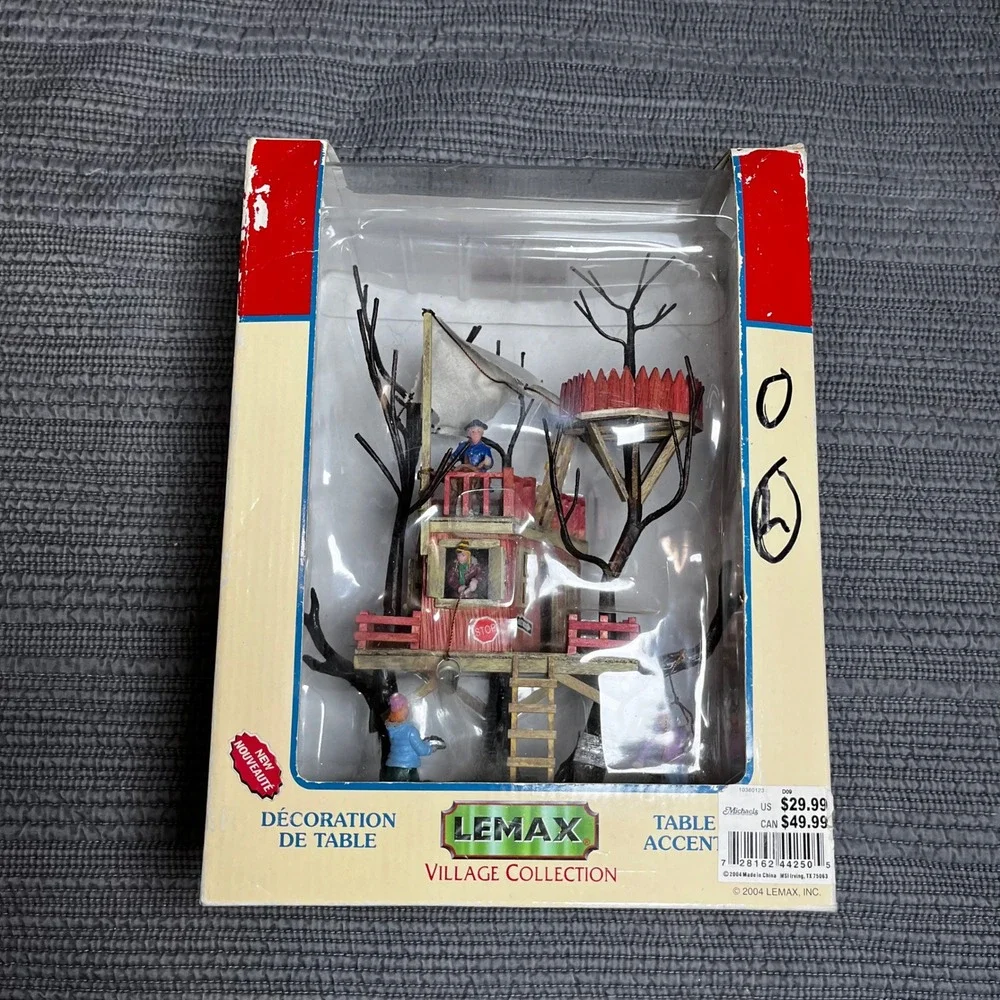 Lemax Village Collection Adults Keep Out Treehouse Table Accent 44250M 2004 New